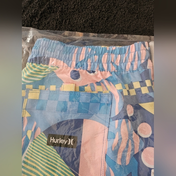 NWT: New in a bag colorful medium Hurley shorts. - Picture 2 of 5